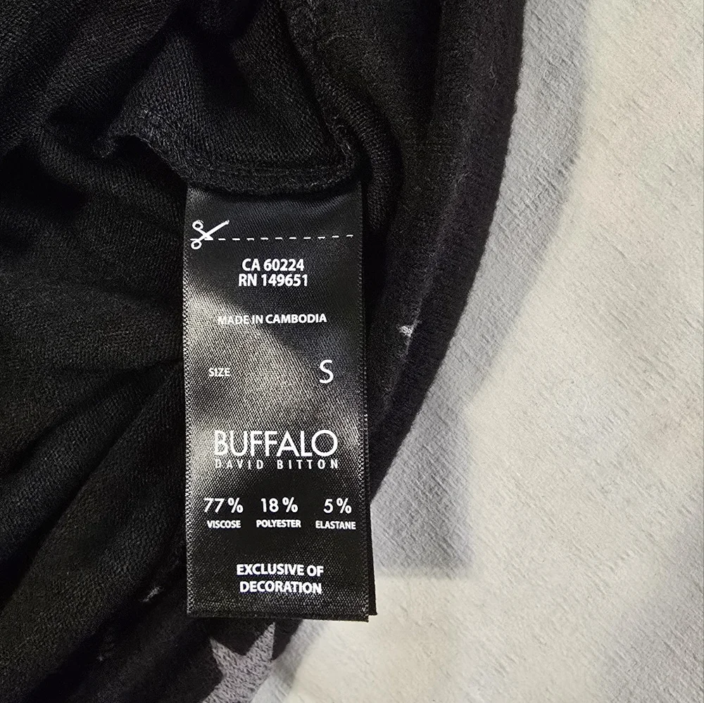 Buffalo David Bitton Black Sweater with Star Design